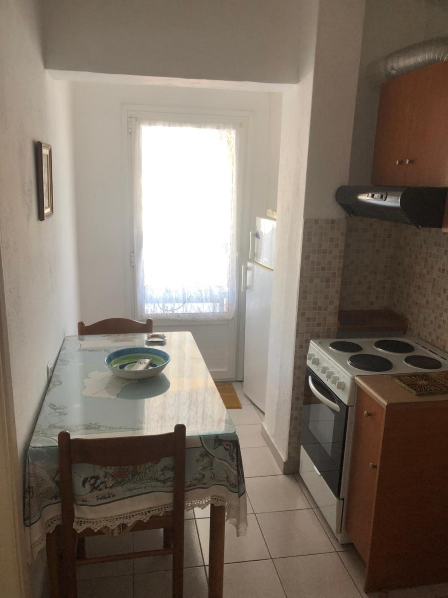 Nikos Rooms Nea Peramos  Luaran gambar