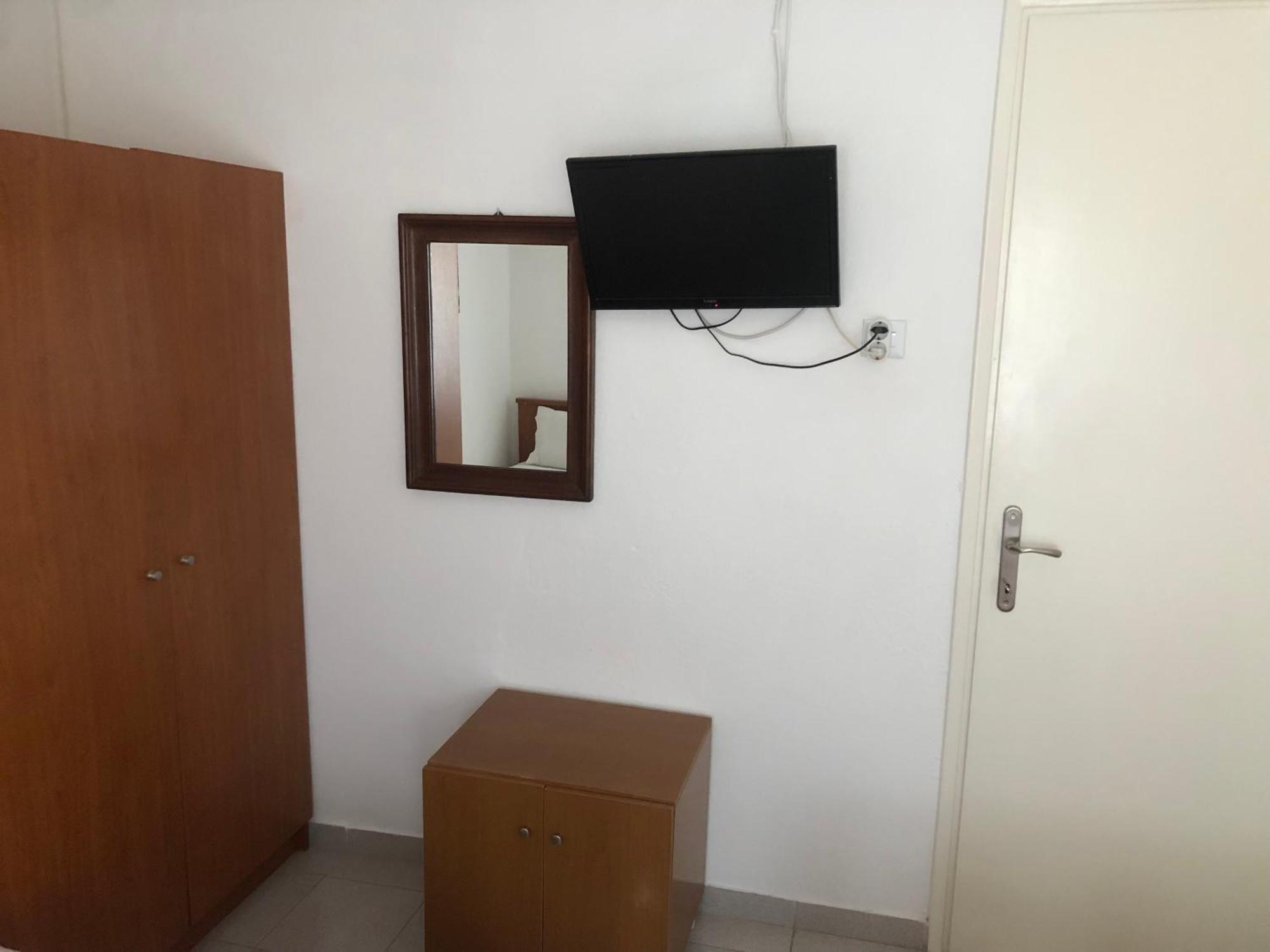 Nikos Rooms Nea Peramos  Luaran gambar